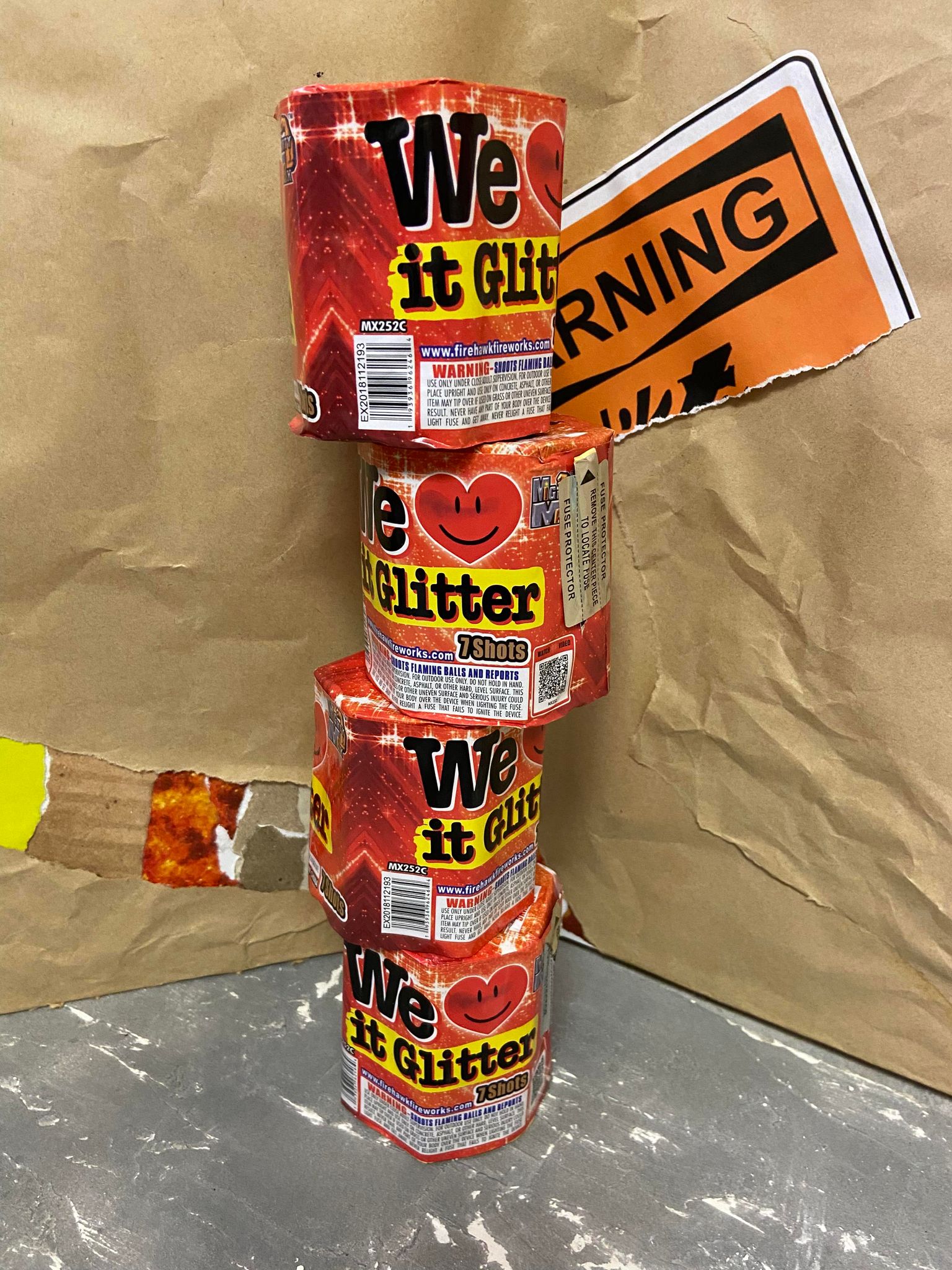WE LOVE IT GLITTER
