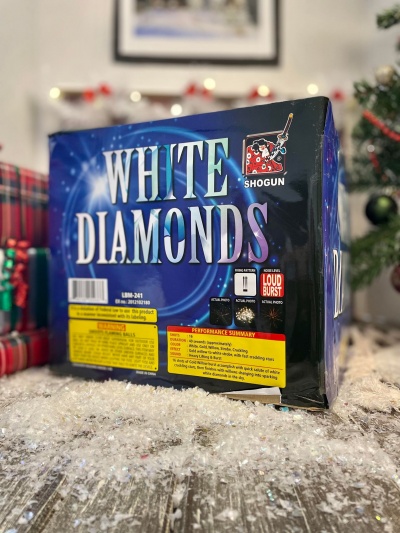 WHITE DIAMONDS undefined