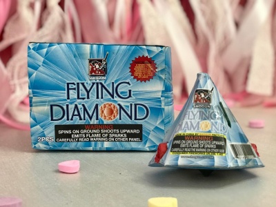 FLYING DIAMOND 2 PIECE 
